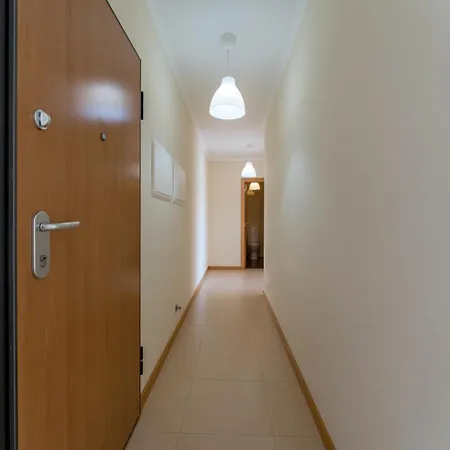 T2 Arte Xavega شقة نازاريه